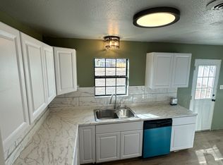 302 S Popham St, White Deer, TX 79097