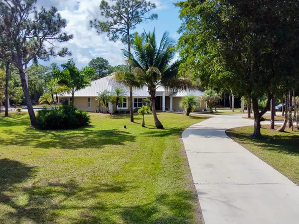 2884 SE Ranch Acres Circle, Jupiter, FL 33478