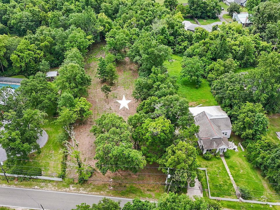 1st image of 521 Jeff Davis Ave