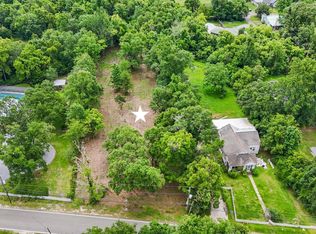 521 Jeff Davis Ave, Waveland, MS 39576