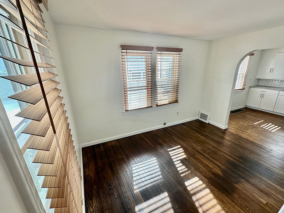 1st image of 1205 Clark Ave #3