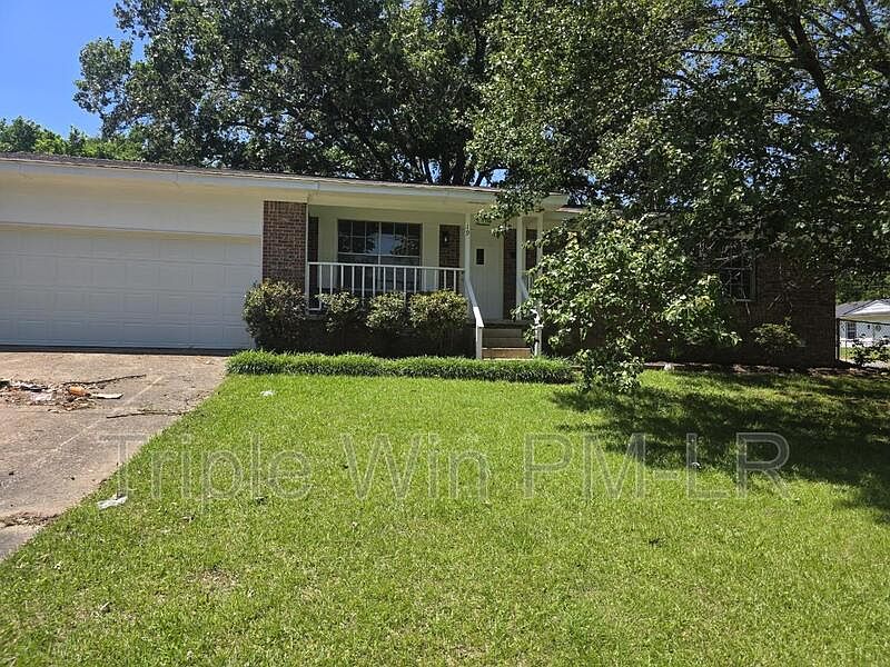 1st image of 19 Creekdale Dr