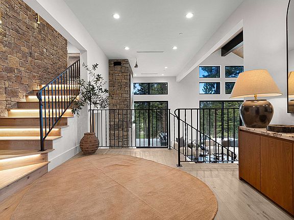 3rd image of 9348 Ninebark Rd