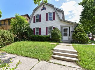 2102 N 54th St, Milwaukee, WI 53208