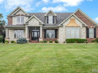 1772 Everest Ave, O'Fallon, MO 63366
