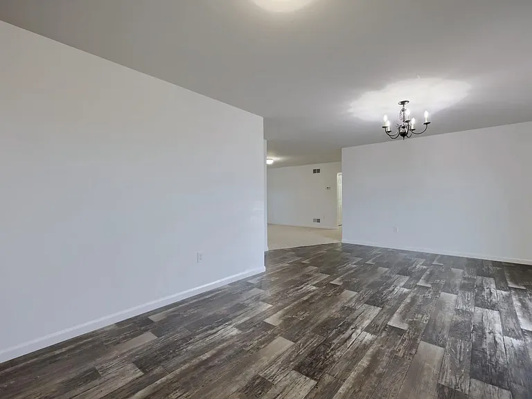 10 Hillside Dr — Photo 15