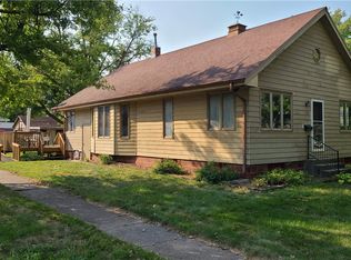 122 SW School St, Ankeny, IA 50023