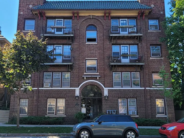 719 Knapp — Photo 17