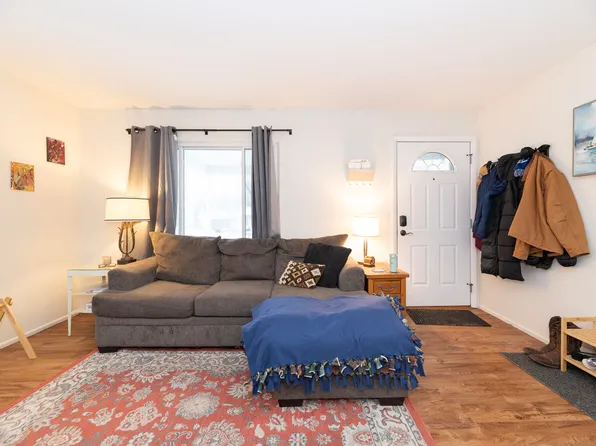 5533 Bedford St, Portage, MI 49002