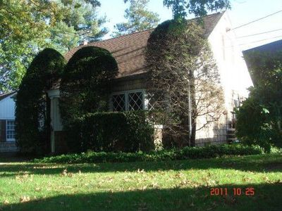 523 Terrace Ave, Garden City, NY, 11530