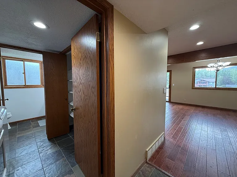8730 N Silver Spur Rd — Photo 9