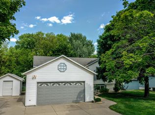 776 N Jackson Ave, Jefferson, WI 53549