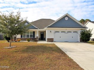 811 Fort Sumter Way, Swansboro, NC 28584