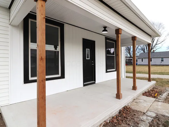 181 Mound St, London, OH 43140