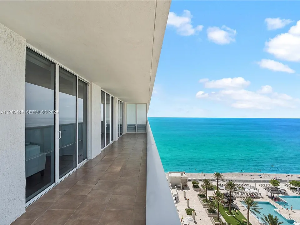 1830 S Ocean Dr #1806