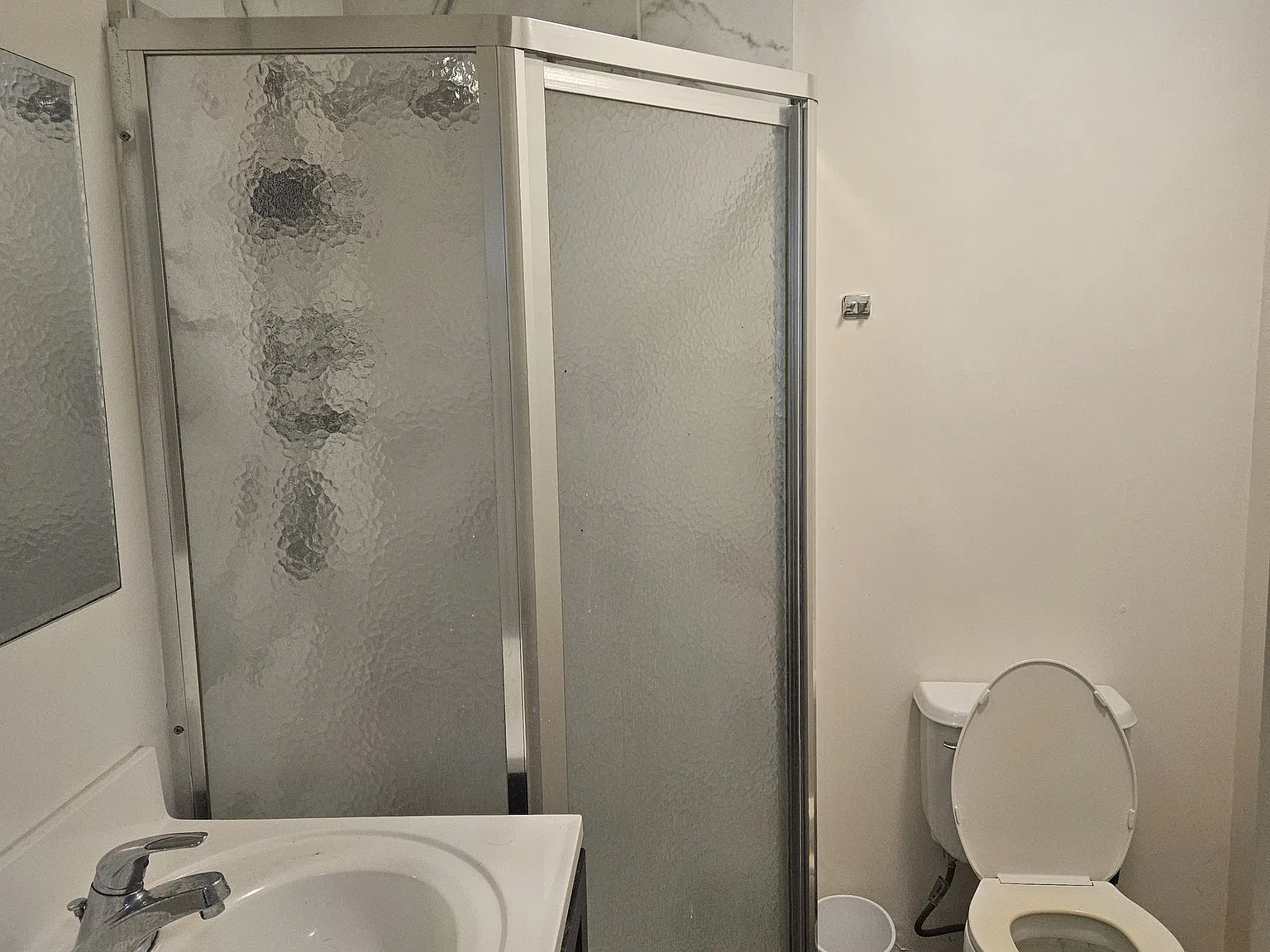1 bed, 1.5 bath, 800 sqft, $1,400 — Photo 4