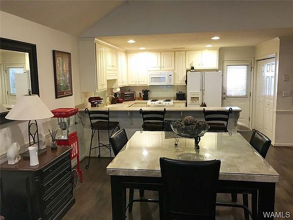 5th image of 4734 Ashley Hill Cir