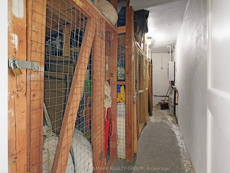 310 Byron Ave #3 — Photo 30
