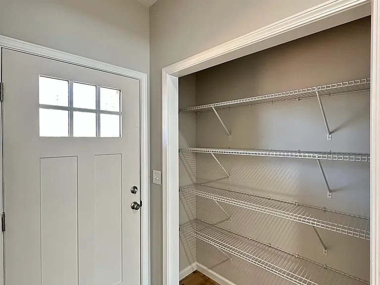 216 Kinniard Rd — Photo 12