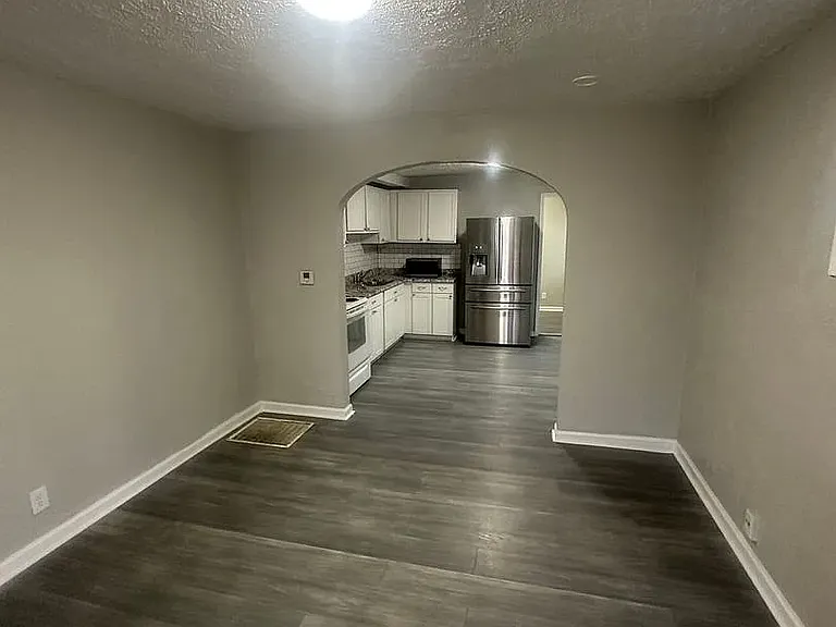 642 Congress Ave #642 — Photo 2