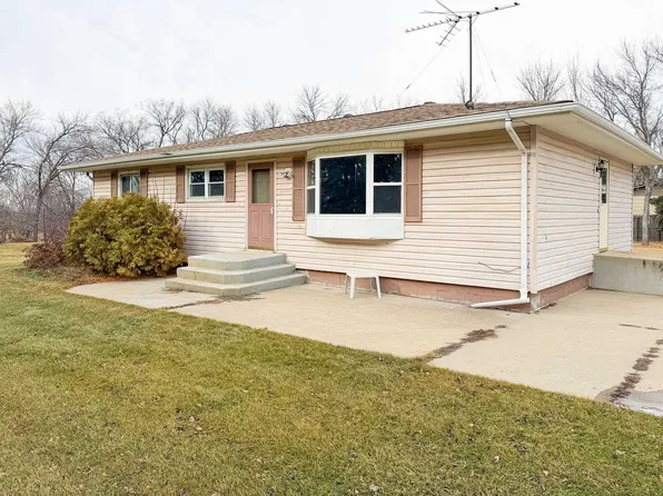 4661 Highway 41, Velva, ND 58790
