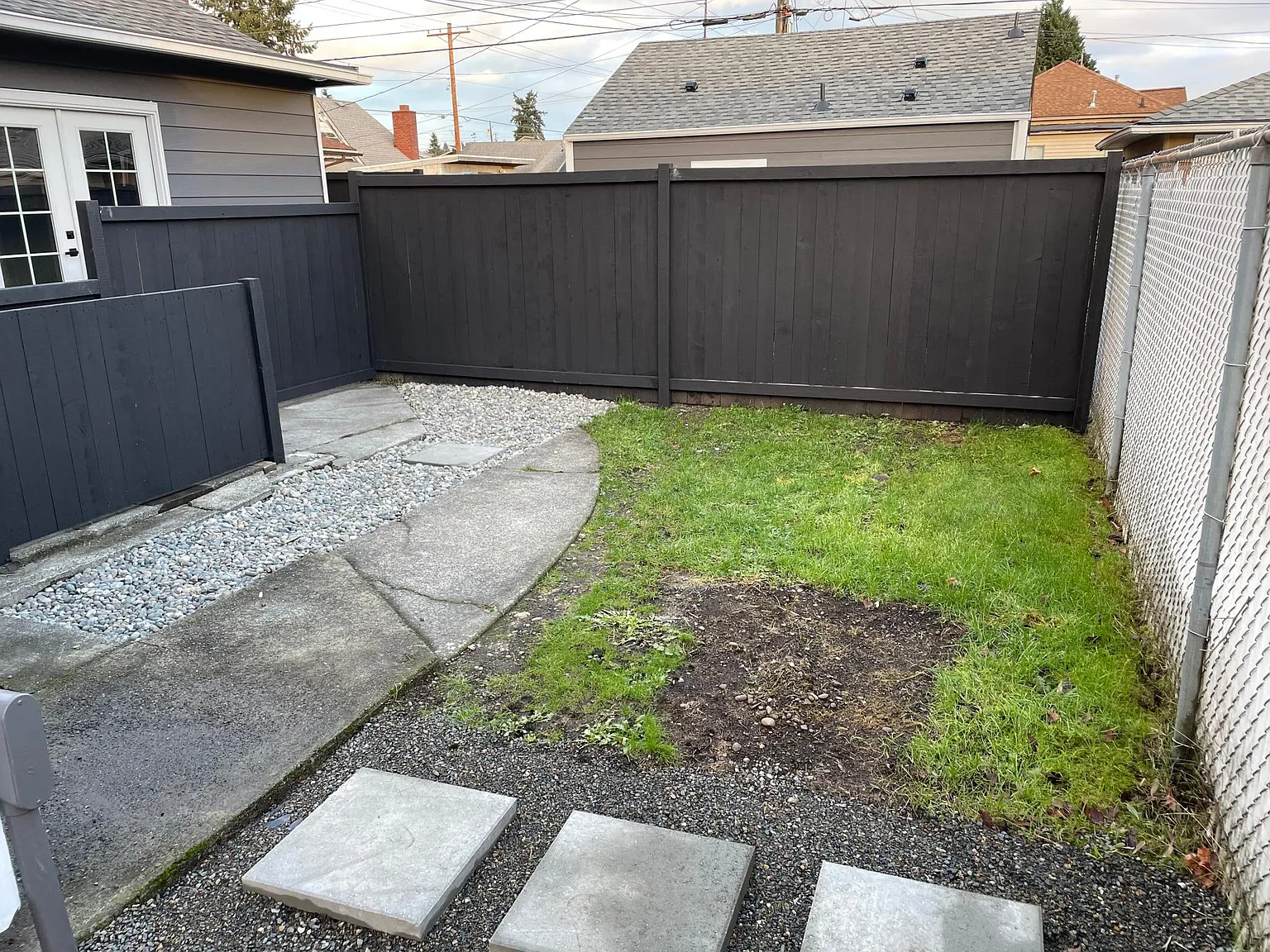 S Lawrence St, Tacoma — Photo 2
