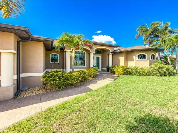 4 WHITE MARSH LANE, ROTONDA WEST, FL 33947