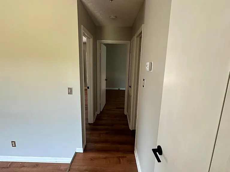 6338 Hawfield Dr — Photo 8