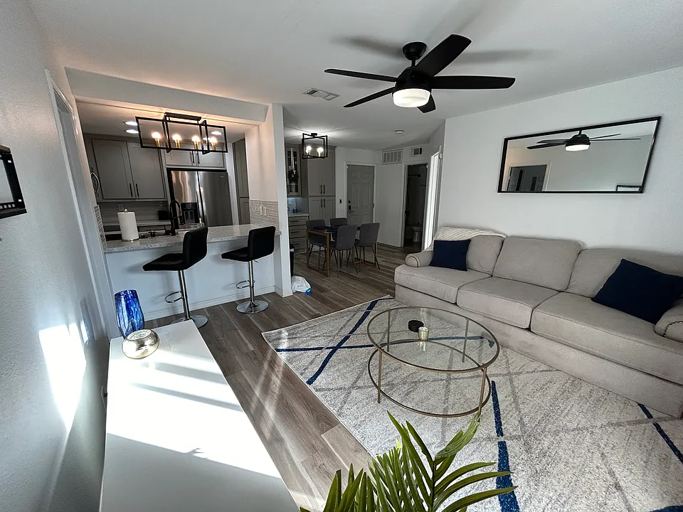 3078 Broadway #314