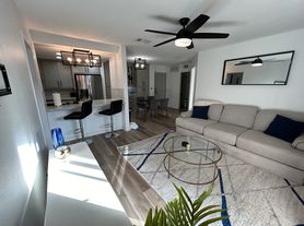 3078 Broadway