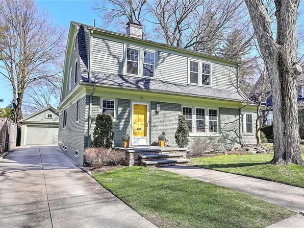 20 Alfred Stone Rd, Providence, RI 02906