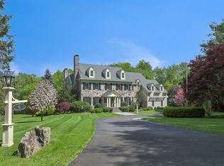 6 Spectacle Ln, Ridgefield, CT 06877
