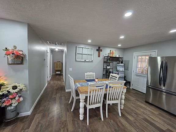 5th image of 95 Proctor Rd