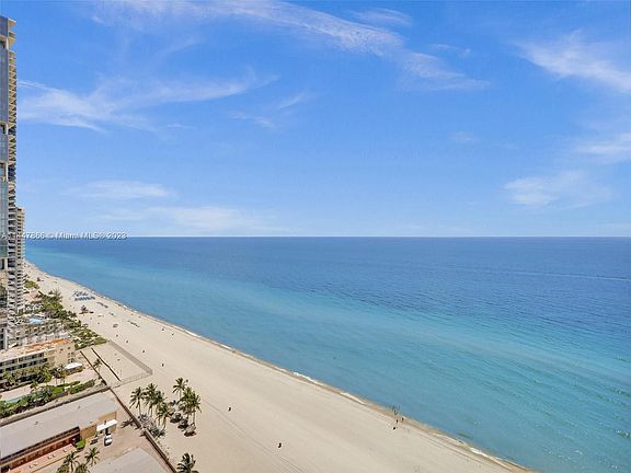 3rd image of 18201 Collins Ave APT 3404