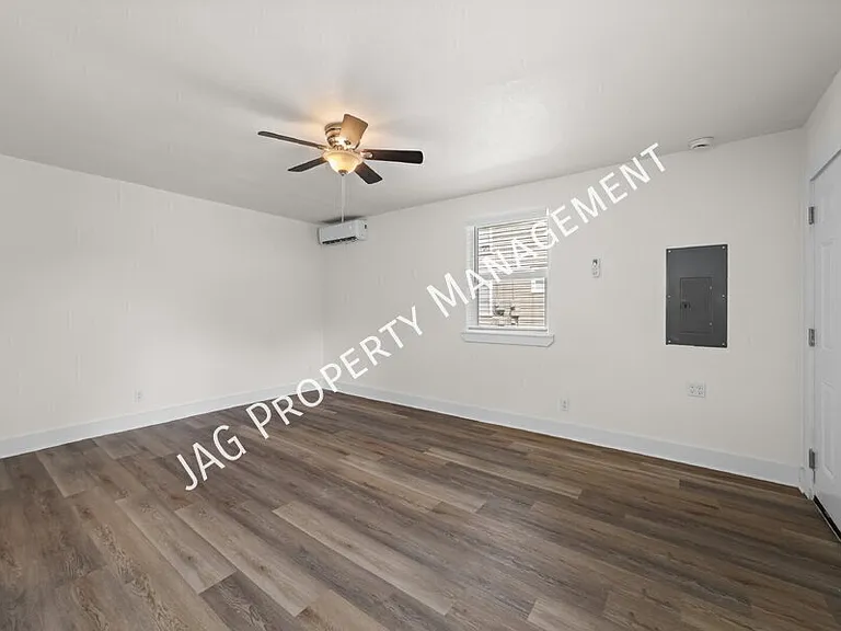 1078 Day Ave — Photo 8