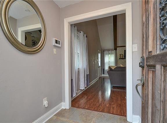 3rd image of 4012 Lake Trail Dr