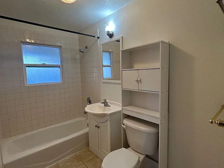 36-40 Mountain Dr — Photo 7