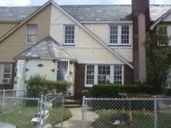 19916 115th Ave, Saint Albans, NY 11412
