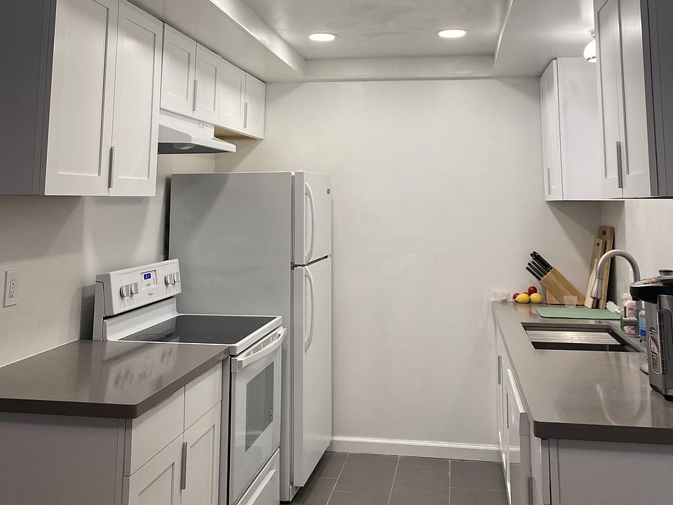 1st image of 1327 Saratoga Ave #2