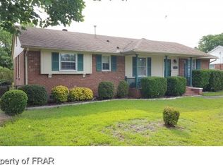 5126 Chesapeake Rd, Fayetteville, NC 28311