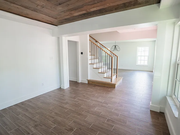 4819 W San Miguel St — Photo 42