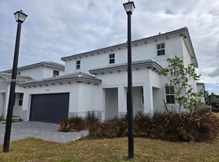 14894 SW 163rd St, Miami, FL 33187