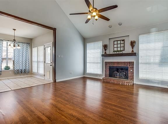 4th image of 2707 Summerwood Ct