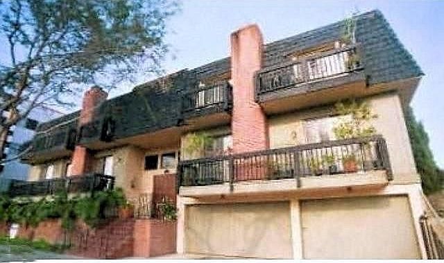 1st image of 540 W Knoll Dr APT 4