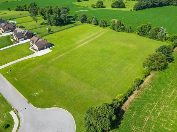 139 Wind Wood Dr, Portland, TN 37148