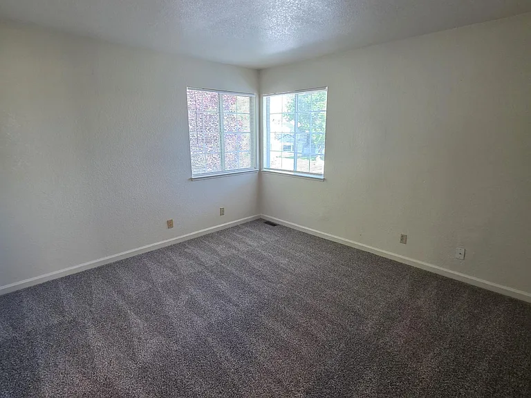 7508 Lighthouse Ln — Photo 18