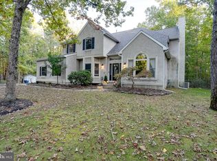 12 Harvest Ln, Medford, NJ 08055