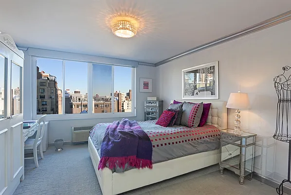 Sold by Corcoran | media 27
