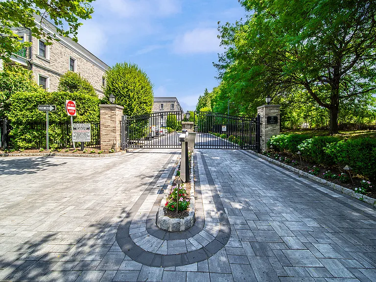 35 Marquis Ct #35 — Photo 3