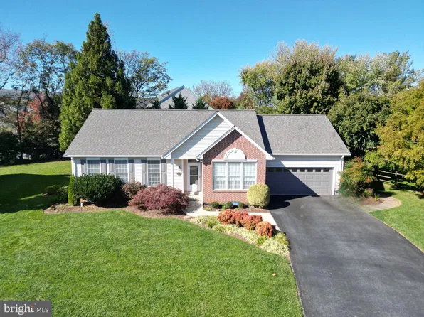 2104 Graystone Ct, Frederick, MD 21702
